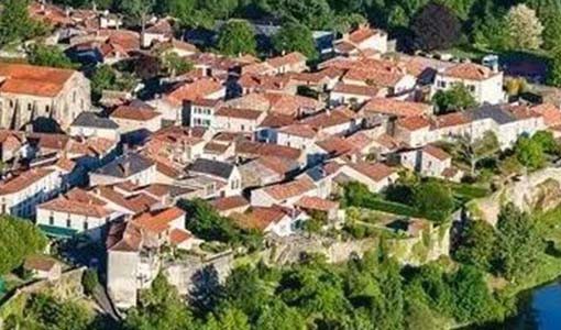 阜新回乡建别墅为什么一定要选专业乡墅公司